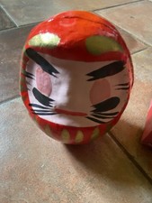 Daruma giapponese portafortuna