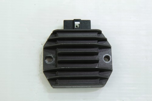 Regolatore tensione - regolatore,