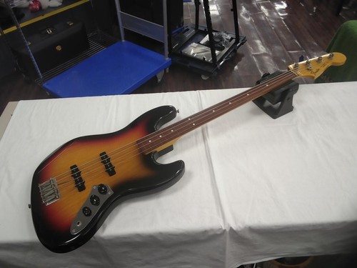 Basso elettrico fender - fender, japan