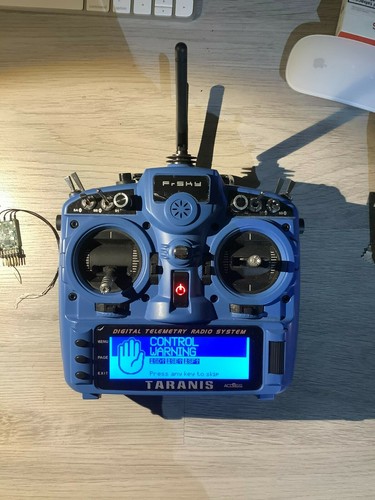 Frsky taranis x9d plus - taranis,