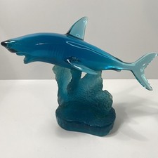 Scultura Wyland grande squalo