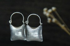 B25 Orecchini Orientali Borsa