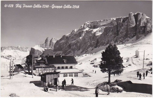 Rifugio passo sella - rifugio,