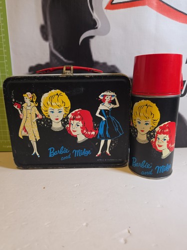 Vintage 1962 barbie - barbie, midge