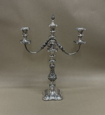 Antico candelabro vittoriano