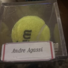 Pallone da tennis firmato