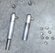 Manipolo rotativo con pinze intercambiabili