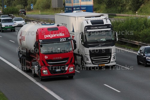 Foto camion iveco autocisterna - foto,