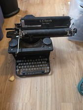 Macchina da scrivere L C Smith
