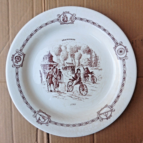 Vélo ancien 1900 - 1900,, assiette