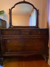 Comò Con Specchio Tre