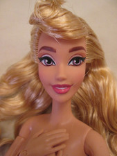 Bambola ibrida nuda Disney