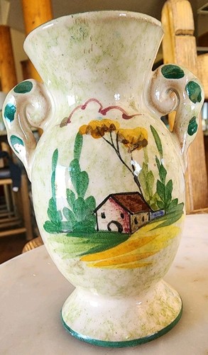 Vaso mani sui fianchi - , in