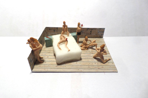 Diorama sexy swinger - diorama,