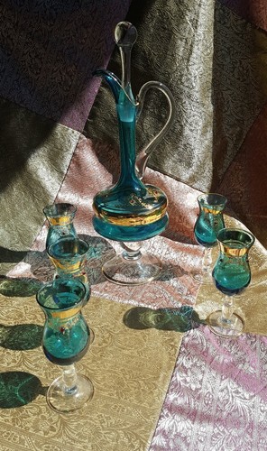 Decanter blu vintage con tappo