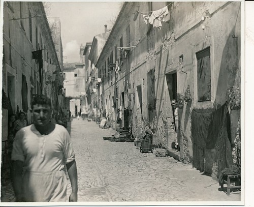 Terracina 1938 petite rue - -,