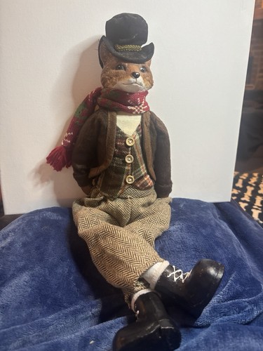 Cracker barrel fox sitter - barrel,
