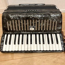 Yamaha B-32 Piano Fisarmonica