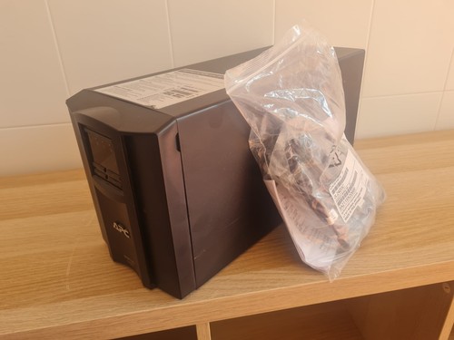 Apc smart ups 1500va - 1500va, smt1500
