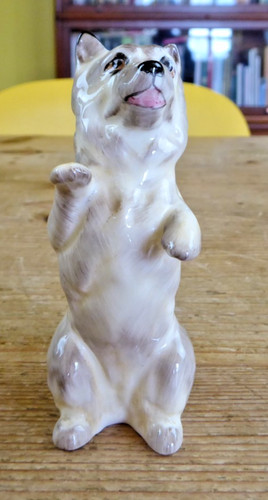 Vintage royal doulton - doulton, begging
