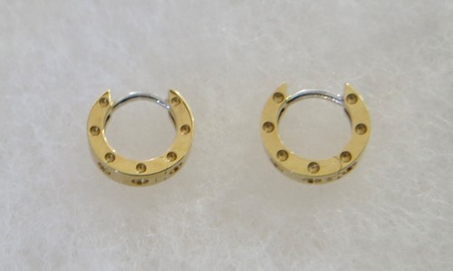 Orecchini cerchio huggie - a,