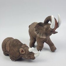 SCULTURA coppia Terracotta CERAMICA CASALS Perù ELEFANTE e RINOCERONTE vintage