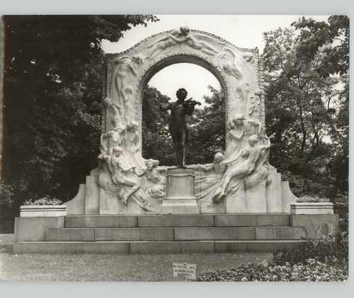 Johann strauss monumento - strauss,