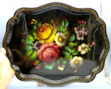 GROSSO VASSOIO IN METALLO DIPINTO A MANO - FIORI E ROSE