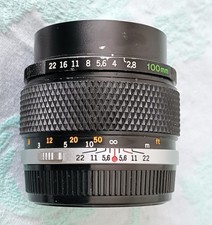 Olympus OM-System E.ZUIKO AUTO-T  100mm f/2.8 #138146 with caps EXC++