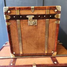 Baule a cubo antico in pelle di lusso inglese fatto a mano - tavolino perfetto.  