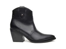 NeroGiardini Stivaletti Texani