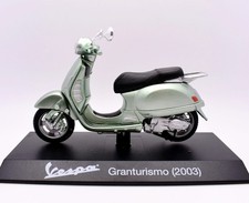 Vespa Granturismo 1:18 Scale