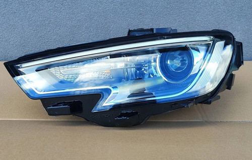 Faro proiettore anteriore audi
