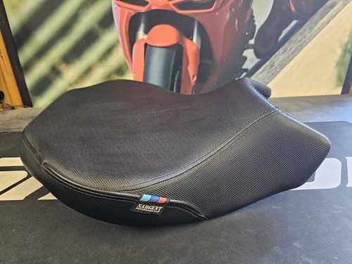 Bmw sargent seat 1200 125o - bmw,