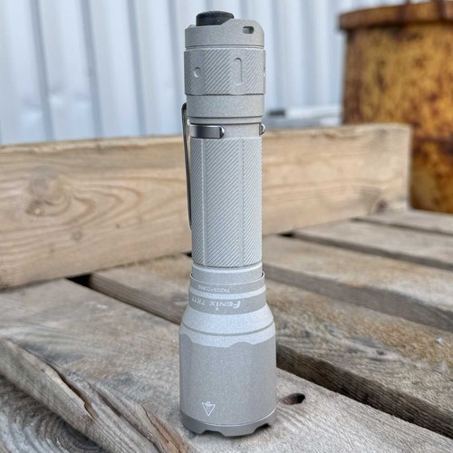 Fenix tk17 torcia della - –,