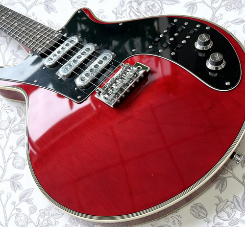Brian may guitars - may, bmg