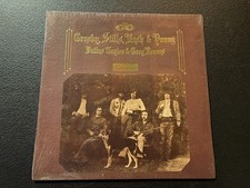 CROSBY STILLS NASH & YOUNG