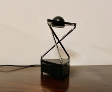 Lucitalia Kandido lampada da tavolo allungabile nera - design by F. A. Porsche