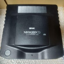 Console SNK NEO GEO CD caricamento dall'alto usata testata