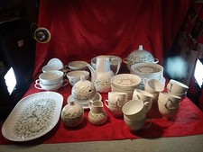 Vecchio servizio da caffè/tè