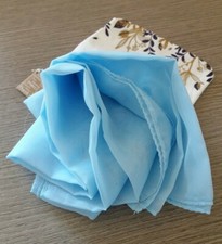 Stola azzurro chiaro, color ghiaccio, profilata, 194x95cm. Beauty in omaggio