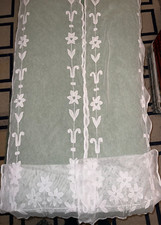 Ancienne paire de rideaux