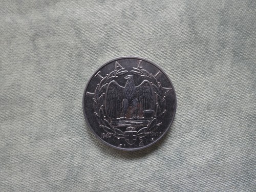 Moneta lire vittorio - moneta,