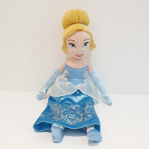 Cenerentola disney store cm - cenerentola,