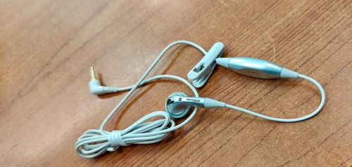 New old stock - , auricolari
