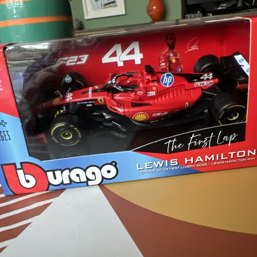 Burago ferrari sf 23 - 1:43,