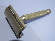 vecchio RASOIO DI SICUREZZA in ottone per lametta smontabile vintage d'epoca di