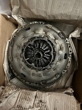 Volano + Frizione VOLKSWAGEN Audi Seat Skoda 2.0TDI (03L141025T)