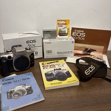 Canon EOS 50E 35mm reflex in