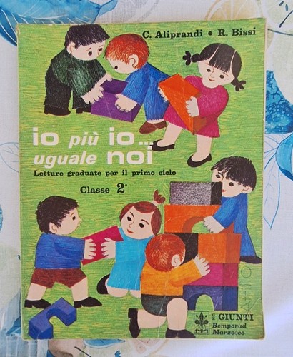 Libro più uguale noi - più, io